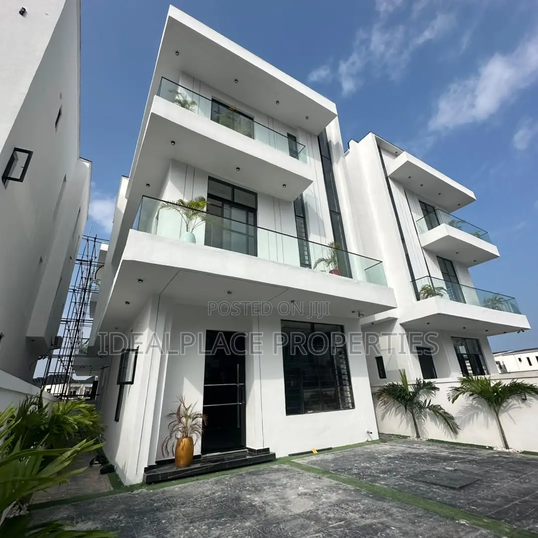 5bdrm Duplex in Lekki for sale in Lekki
