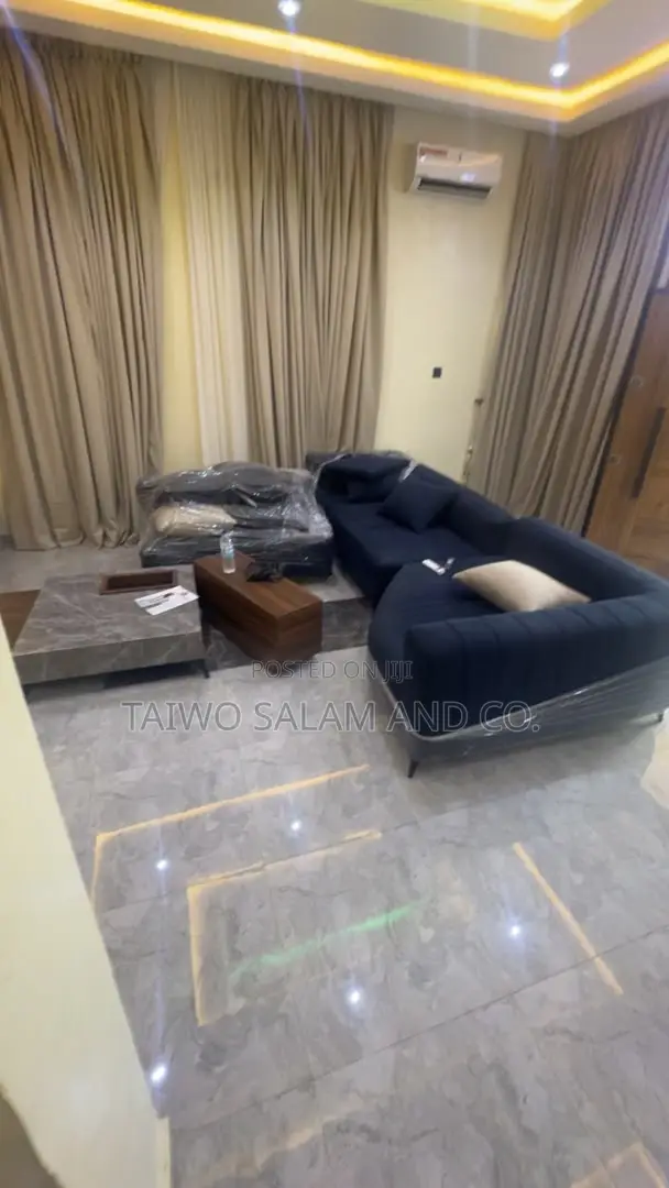 3bdrm Bungalow in Ologuneru for sale in Ologuneru