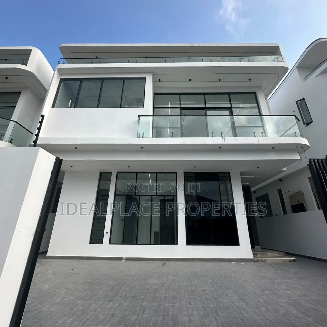 4bdrm Duplex in Lekki for sale in Lekki