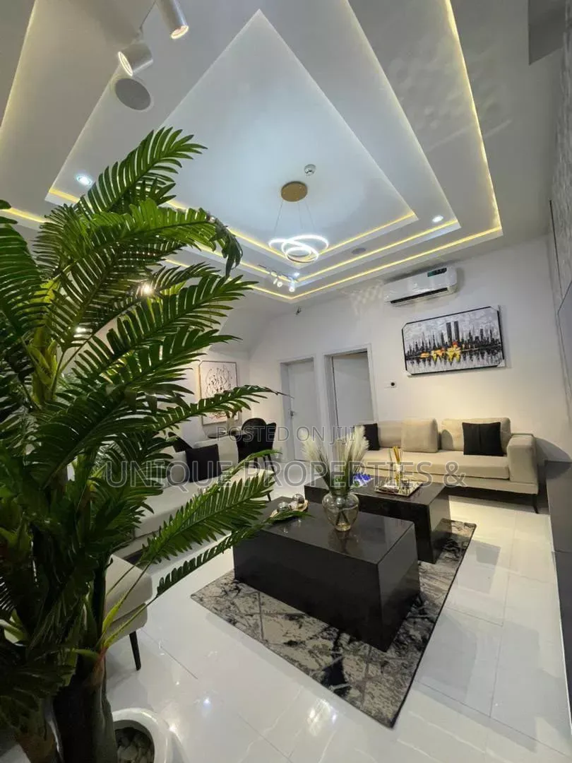Furnished 4bdrm Duplex in Pinnock Beach Estate, Osapa london for rent in Osapa london