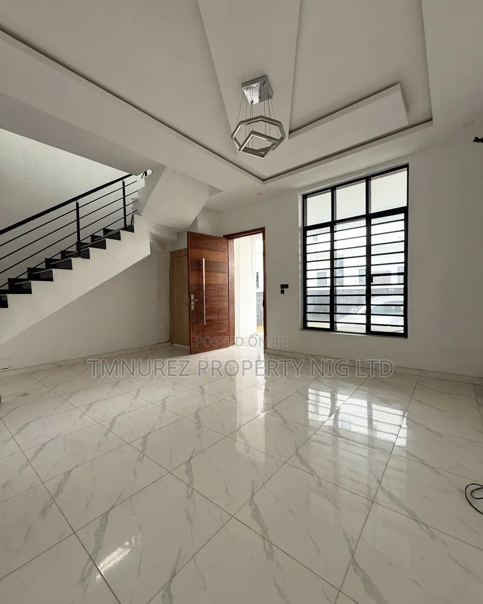 4bdrm Duplex in Ikota for rent in Ikota