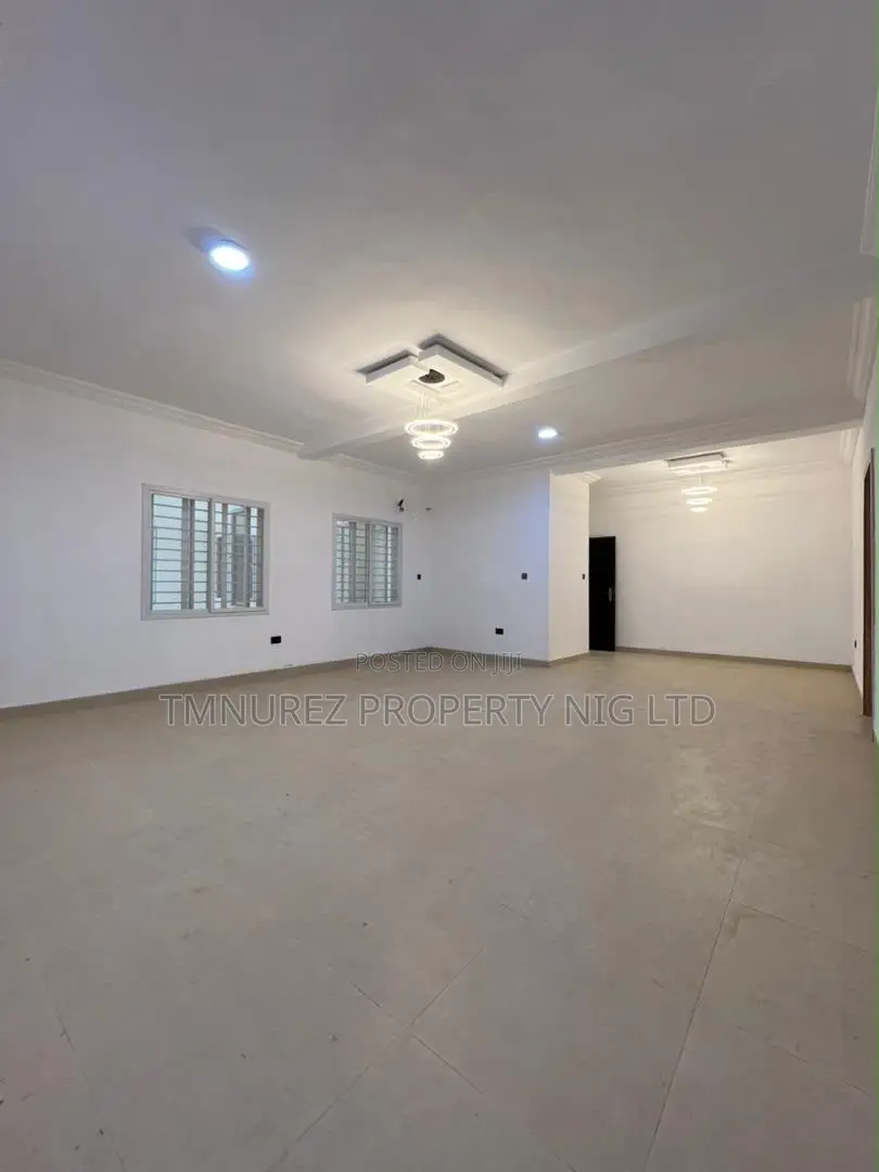 3bdrm Block of Flats in Ikota for rent in Ikota