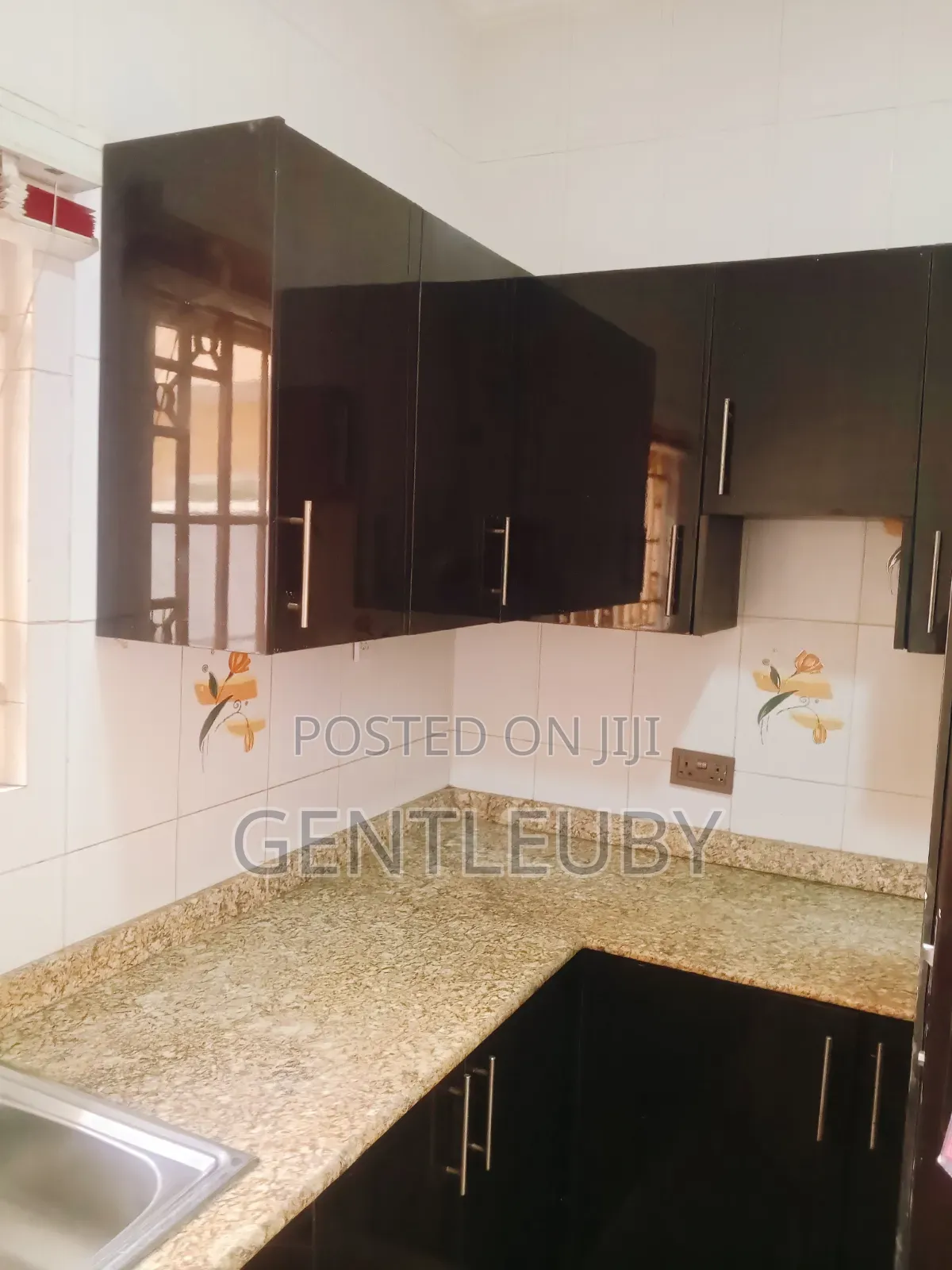 Mini Flat in Admiralty Rd, Lekki Phase 1 for rent in Lekki Phase 1