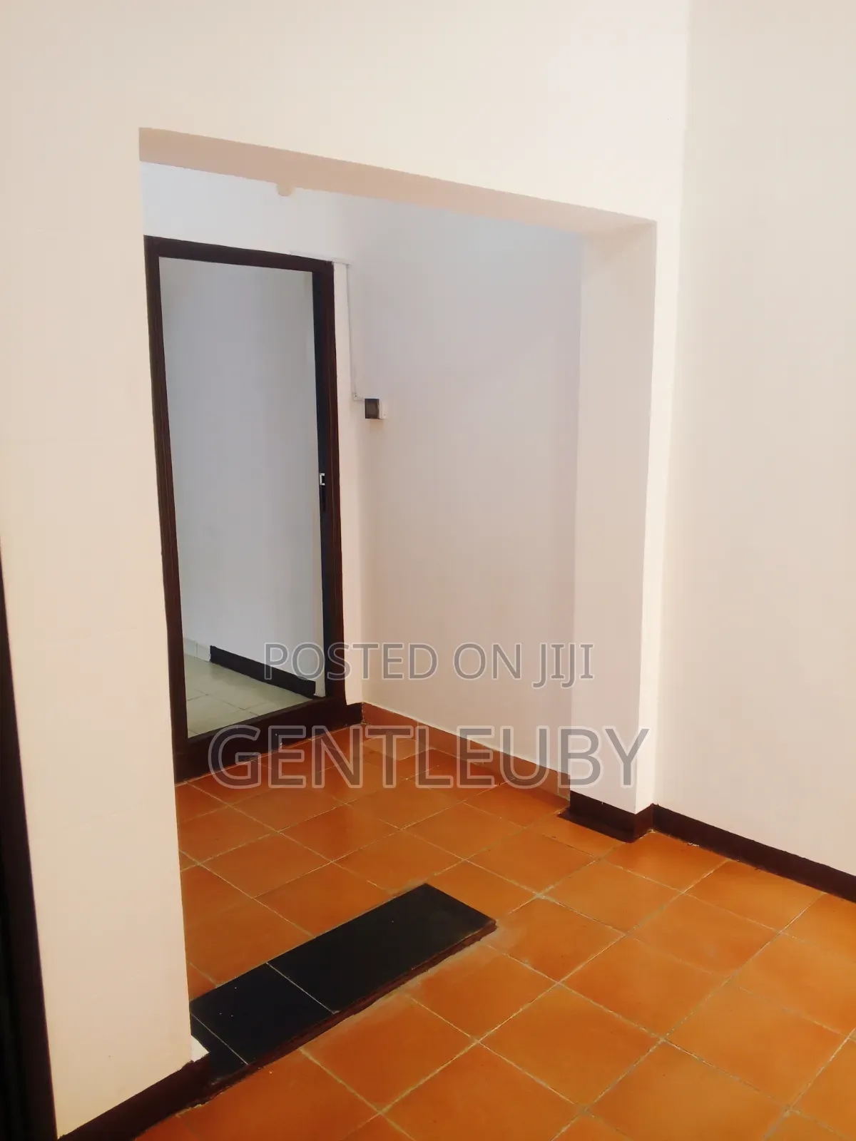 Mini Flat in Admiralty Rd, Lekki Phase 1 for rent in Lekki Phase 1
