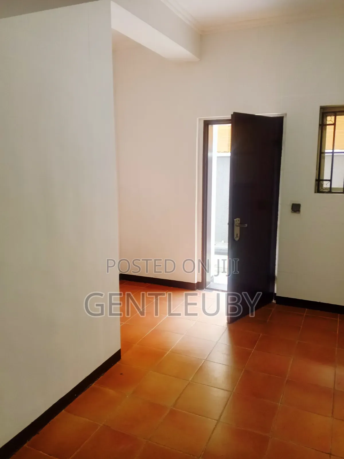 Mini Flat in Admiralty Rd, Lekki Phase 1 for rent in Lekki Phase 1