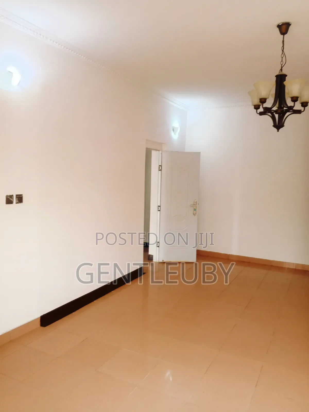 Mini Flat in Admiralty Rd, Lekki Phase 1 for rent in Lekki Phase 1