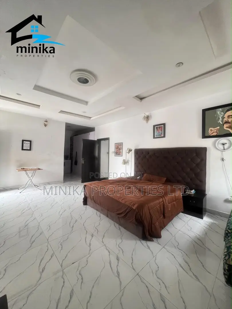 4bdrm Duplex in Ikota Villa for sale in Ikota