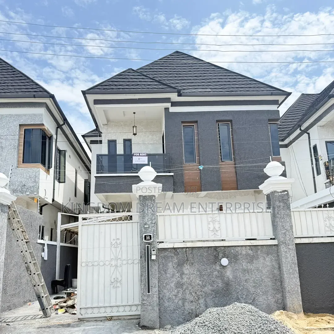 5bdrm Duplex in Chevron Drive Lekki for rent in Chevron