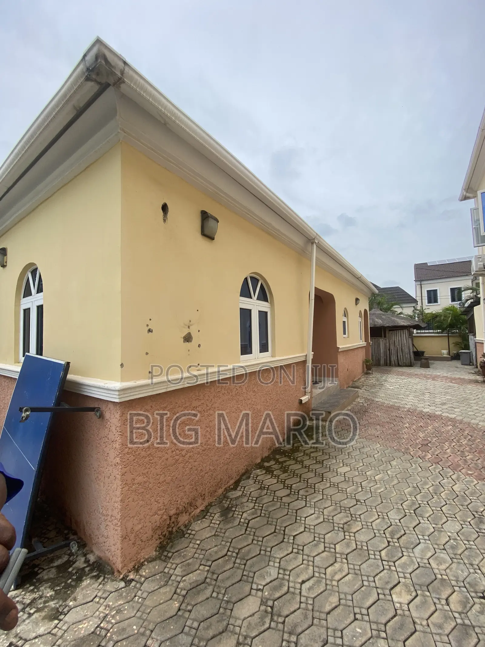 1bdrm Bungalow in Nav Valley Estate, Asokoro for rent in Asokoro