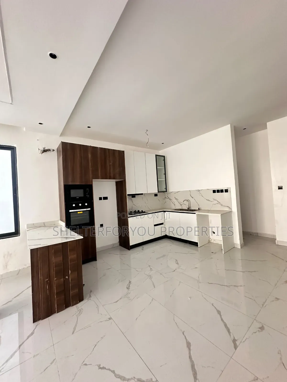 2bdrm Apartment in Lekki Phase 1 for sale in Lekki Phase 1