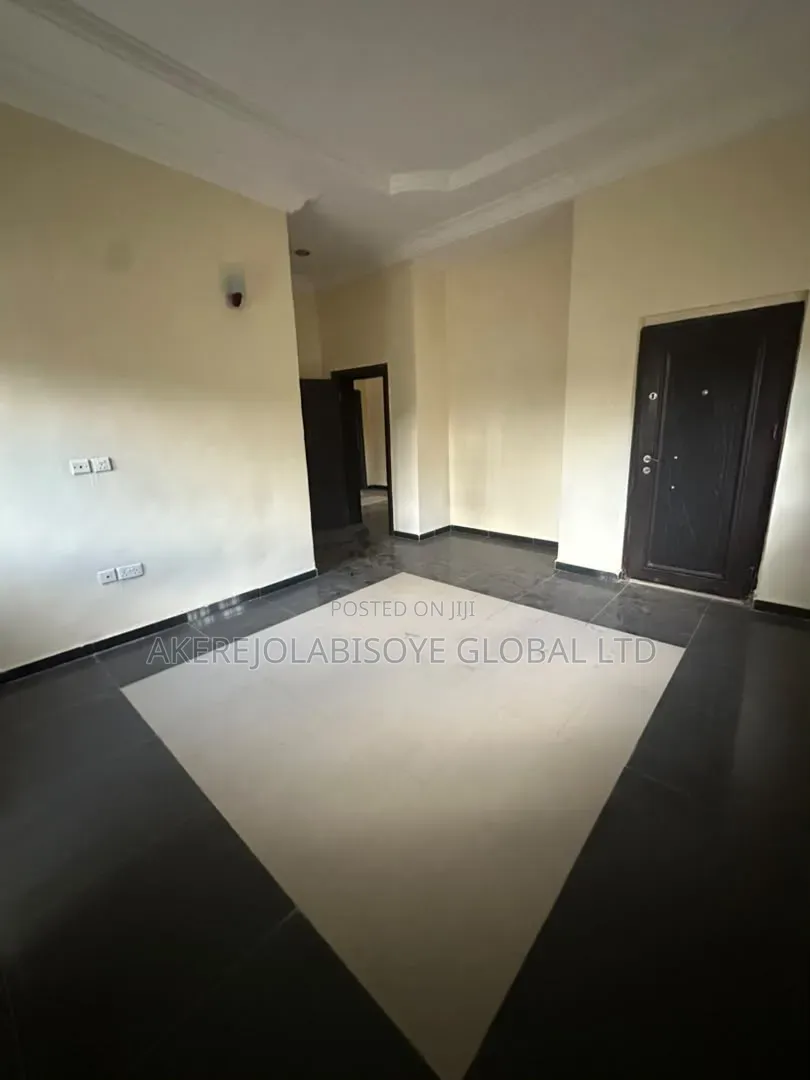 4bdrm Duplex in In An Estate After for rent in Life Camp
