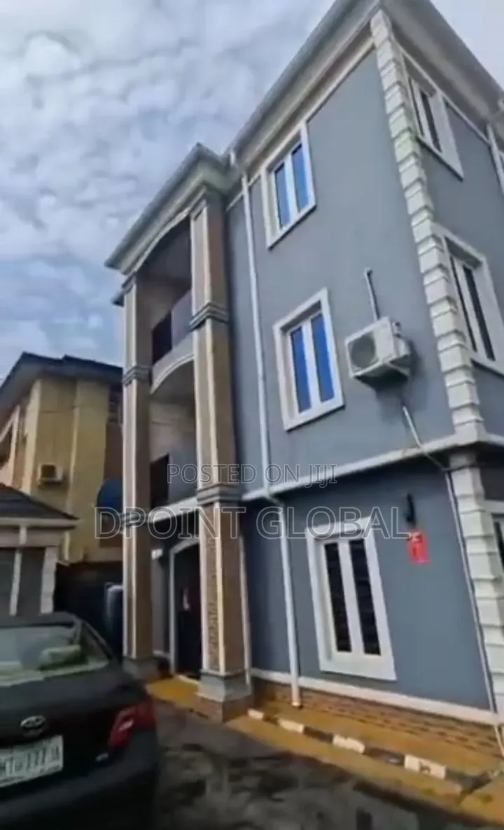12bdrm Block of Flats in In Estate, Oregun for sale in Oregun