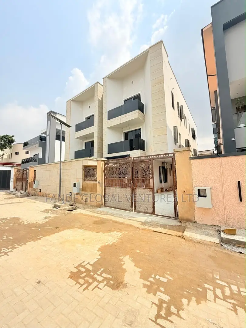 4bdrm Duplex in Ikeja GRA for sale in Ikeja GRA