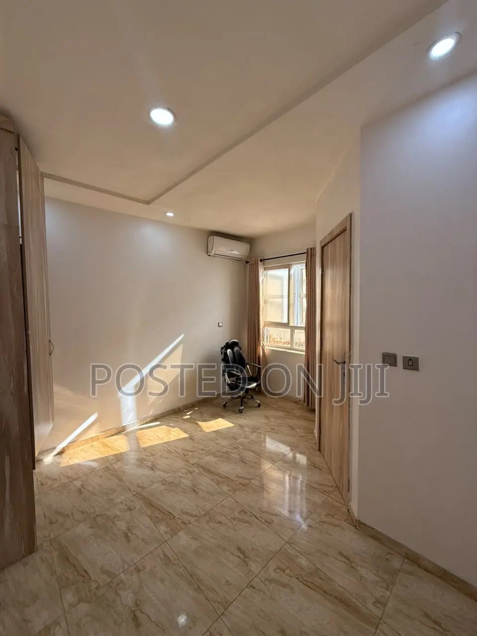1bdrm Townhouse / Terrace in Orchid Road, Ikota for rent in Ikota