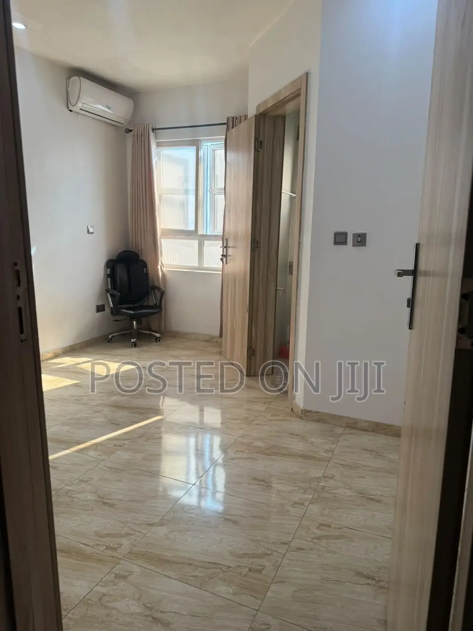 1bdrm Townhouse / Terrace in Orchid Road, Ikota for rent in Ikota