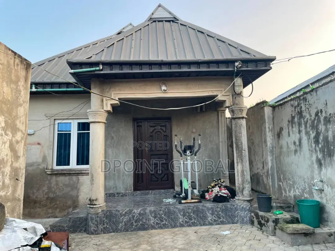 2bdrm Bungalow in Not Estate, Ipaja / Ipaja for sale in Ipaja / Ipaja
