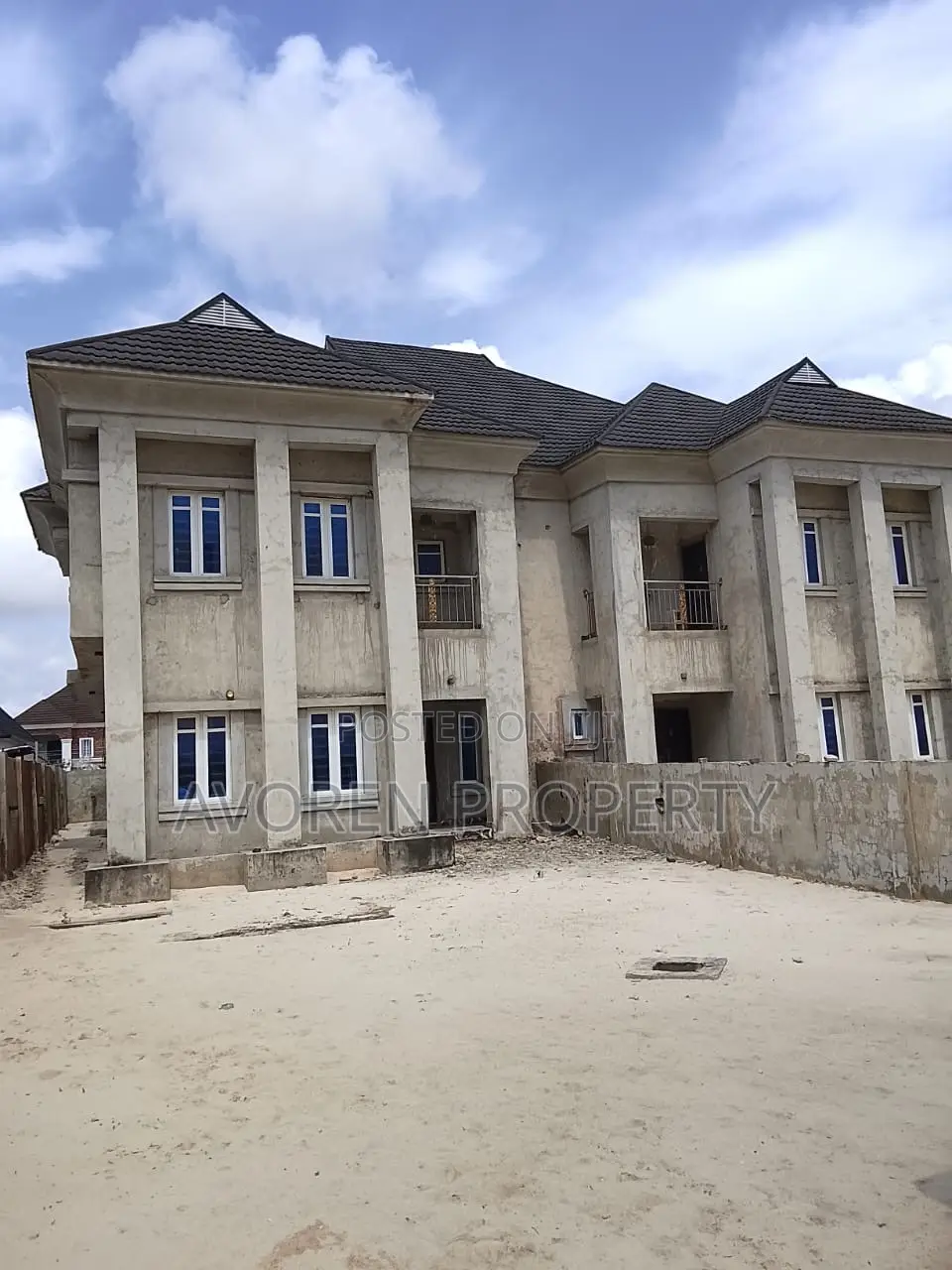 4bdrm Apartment in Ibeju for sale in Ibeju
