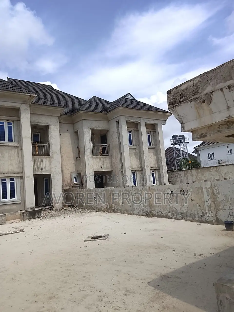 4bdrm Apartment in Ibeju for sale in Ibeju