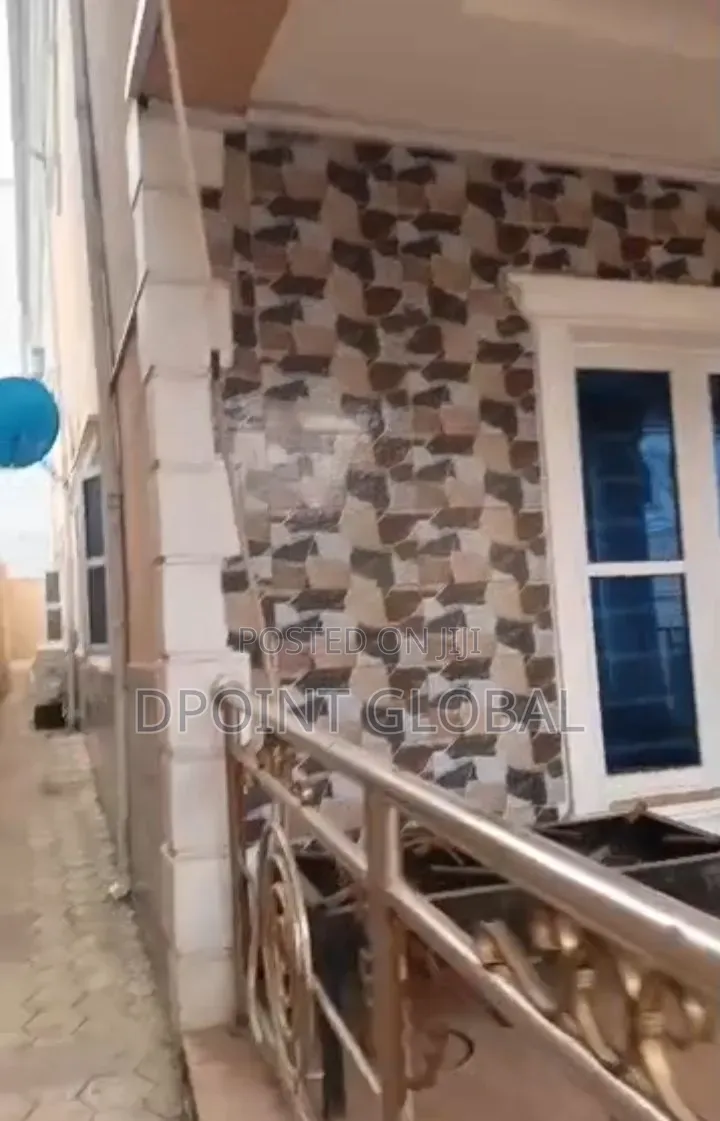 4bdrm Duplex in High Castle Estate, Boys Town for sale in Boys Town