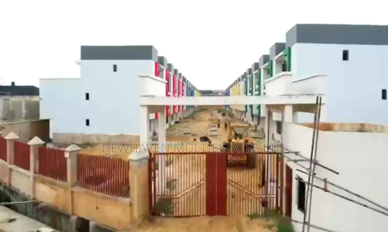 4bdrm Duplex in Mangrove Estate, Ogudu GRA for sale in Ogudu GRA