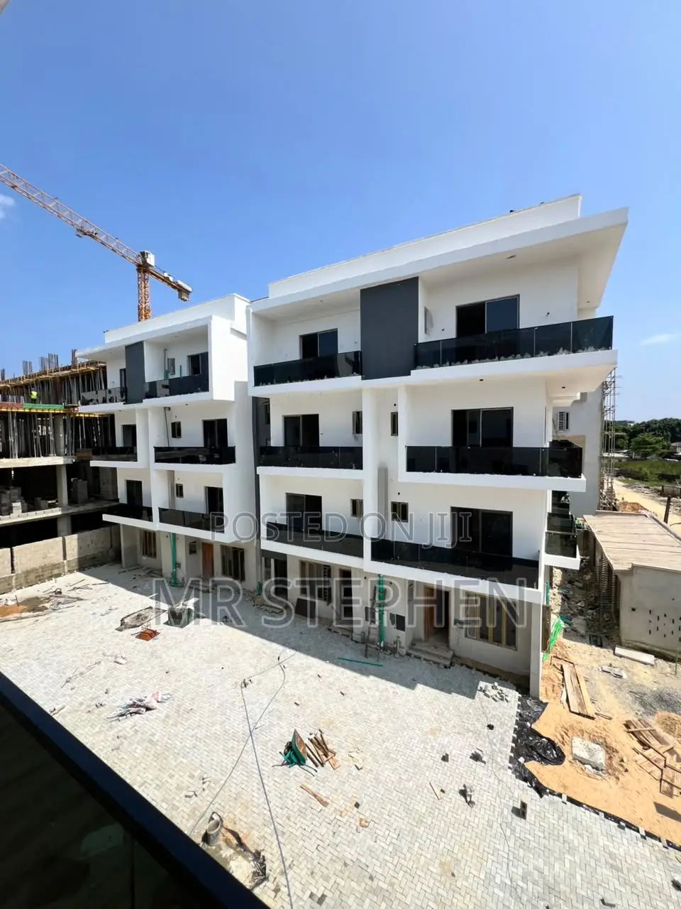 4bdrm Duplex in Lekki Phase 1 for sale in Lekki Phase 1
