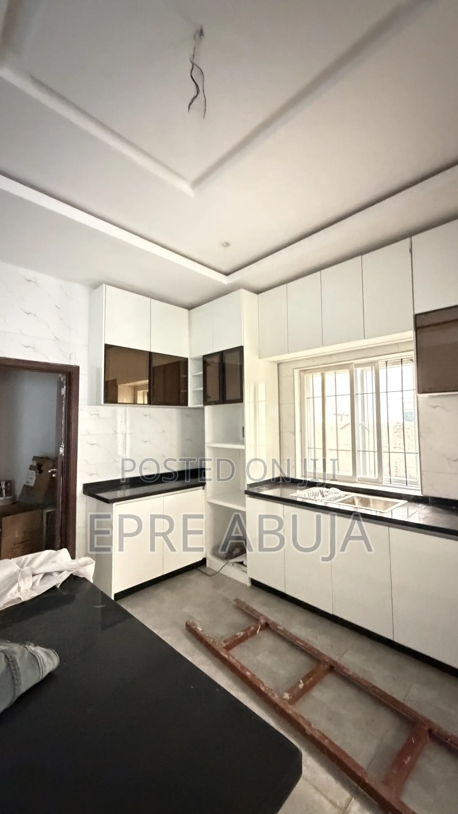 5bdrm Duplex in Kaura for rent in Kaura