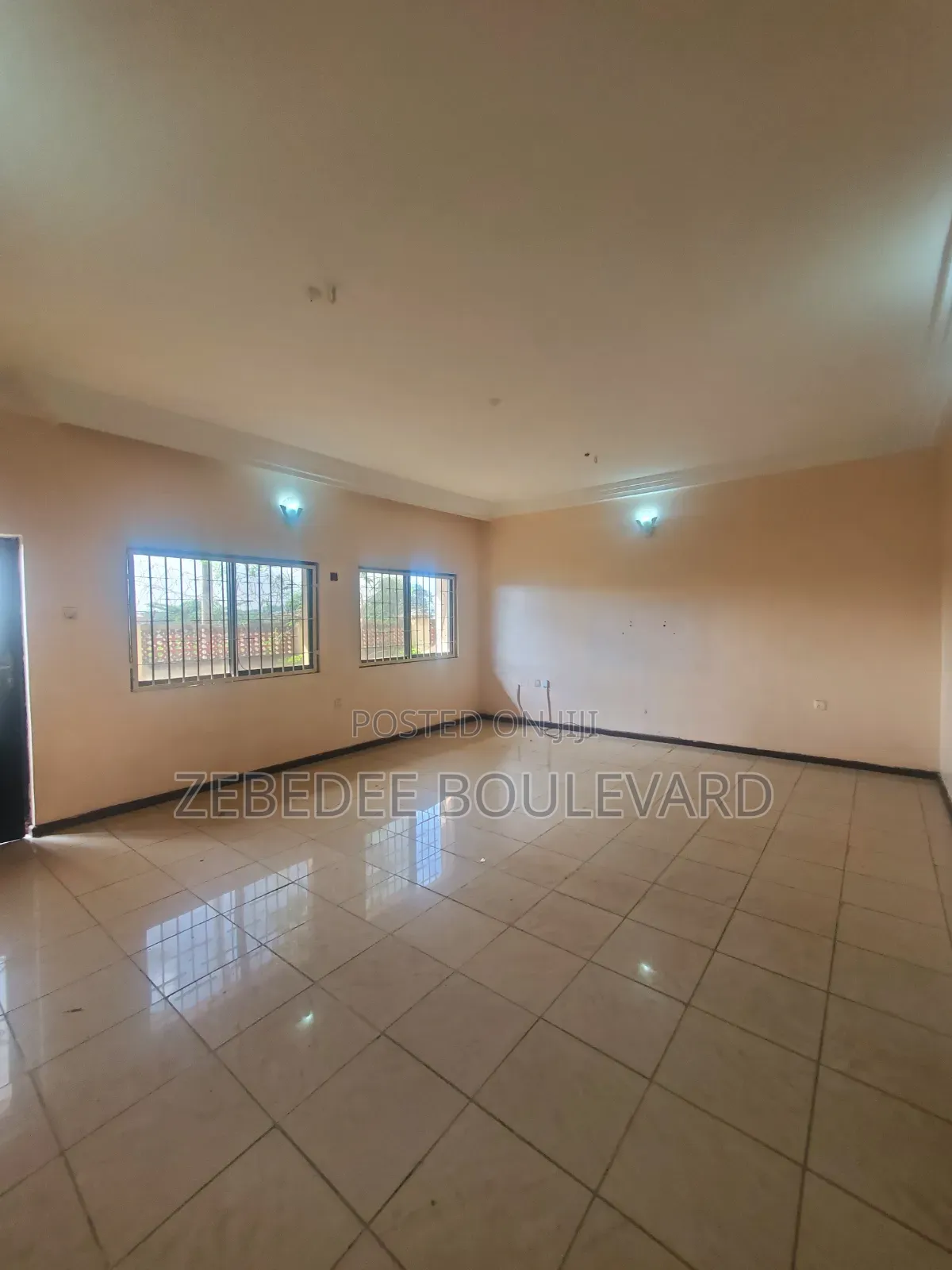 3bdrm Block of Flats in Durumi for rent in Durumi