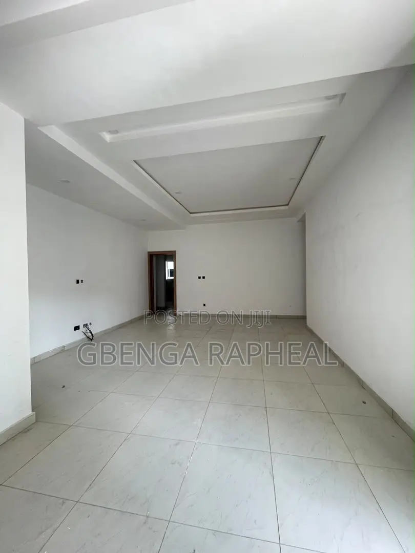 3bdrm Apartment in Ikate, Lekki for sale in Lekki