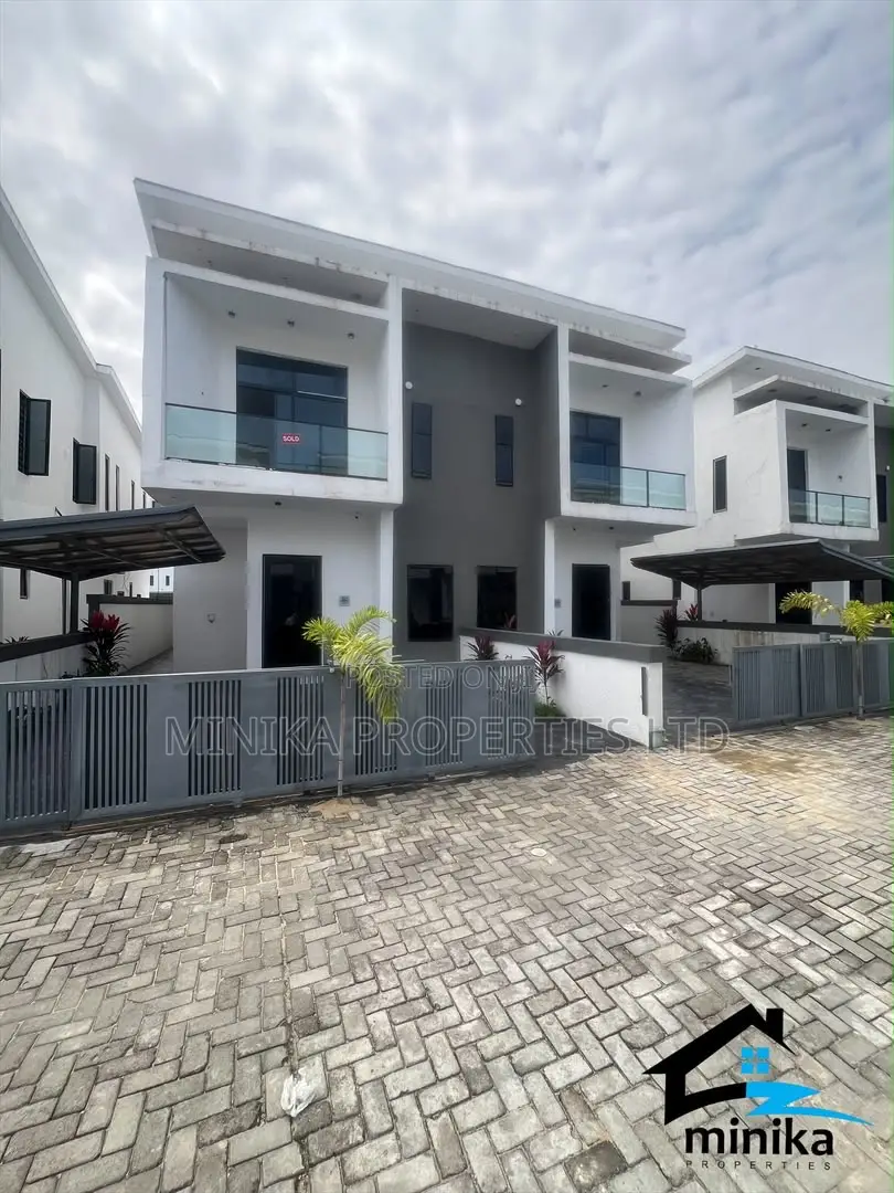 4bdrm Duplex in Orchid Estate, Ikota for sale in Ikota