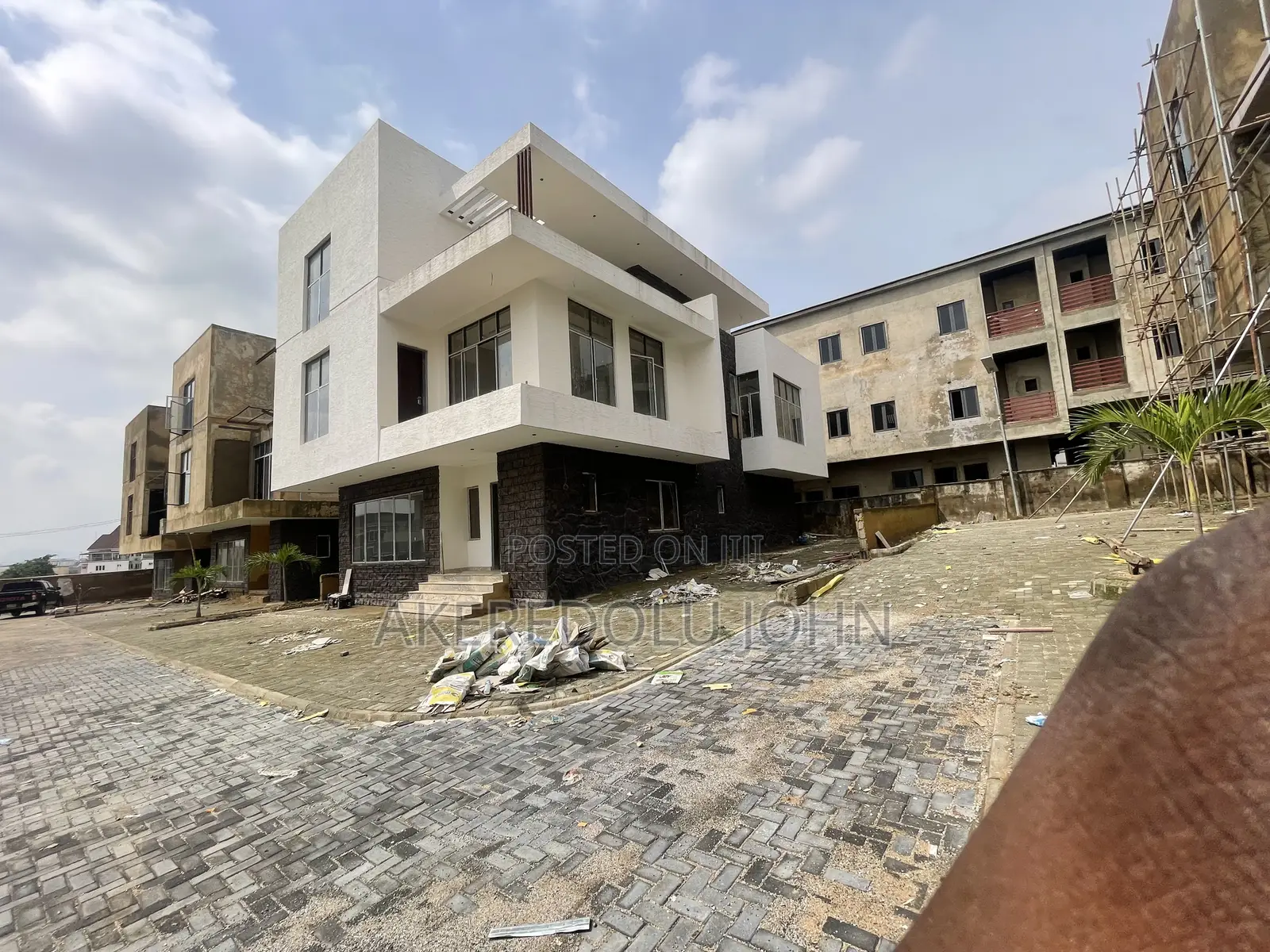 5bdrm Duplex in Wuye for sale in Wuye