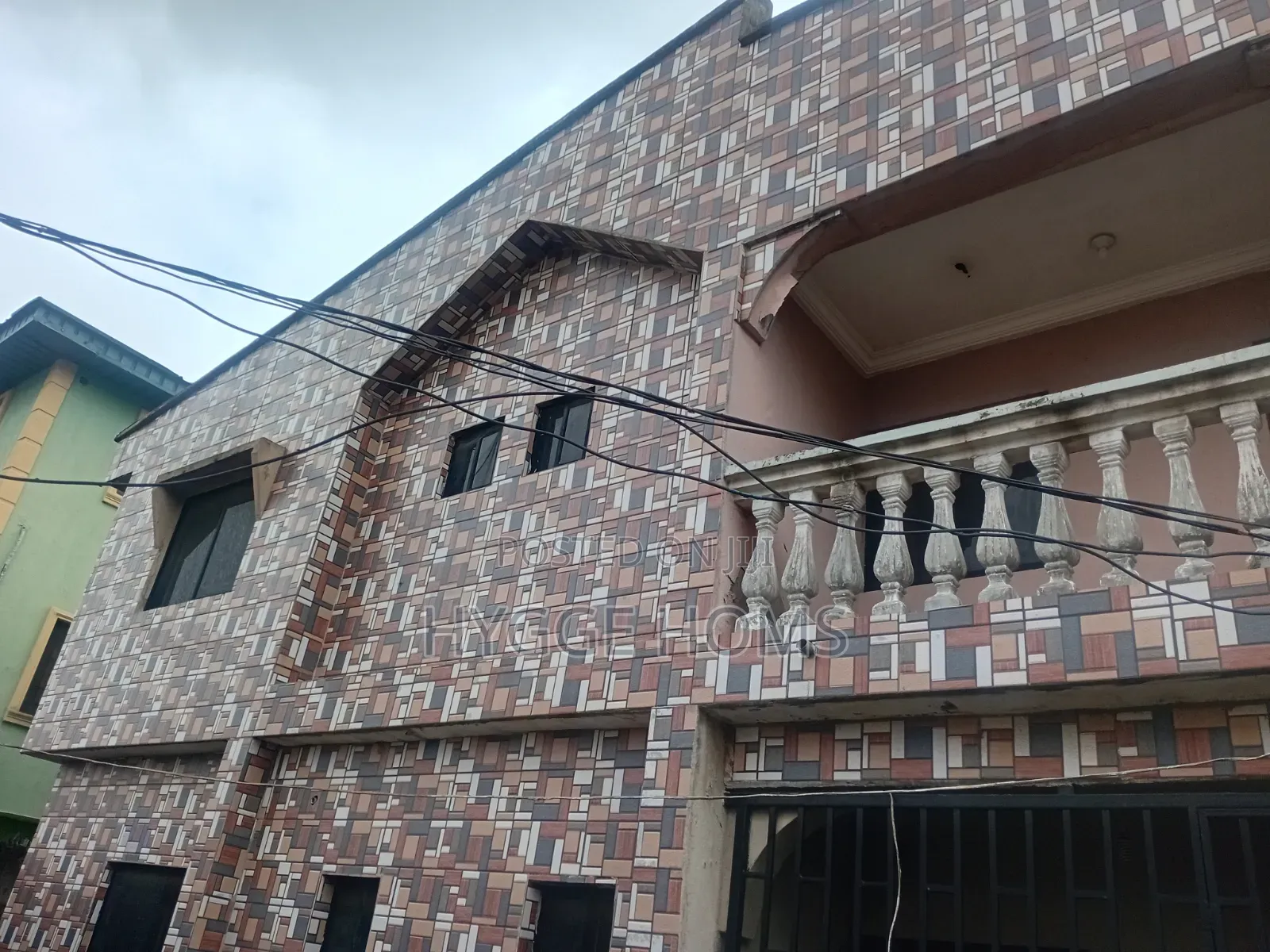 12bdrm Block of Flats in Ogba Gra for sale in Ogba GRA