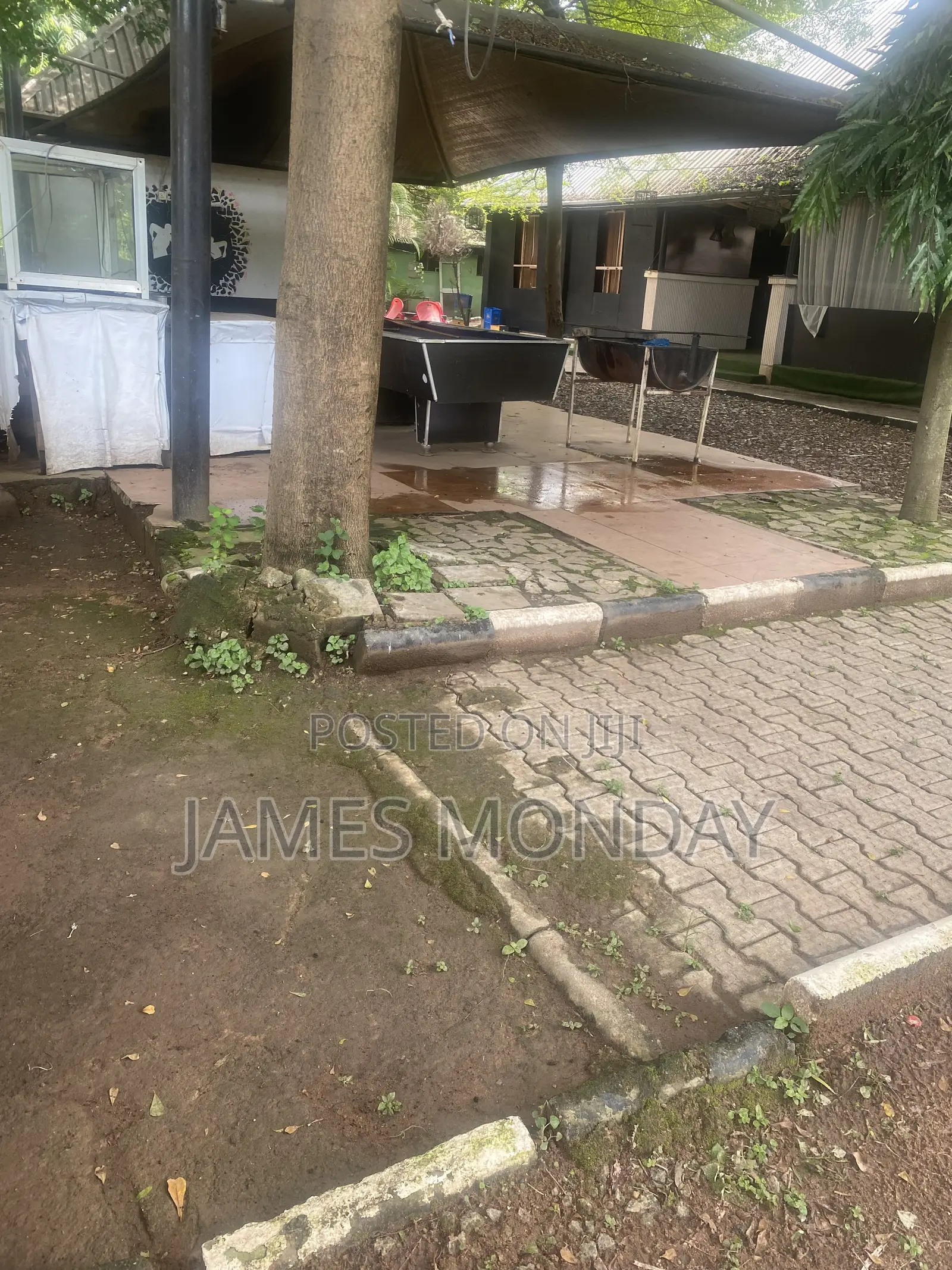 20bdrm Block of Flats in Estates Craft Ng, Zone 5 / Wuse for sale in Zone 5 / Wuse