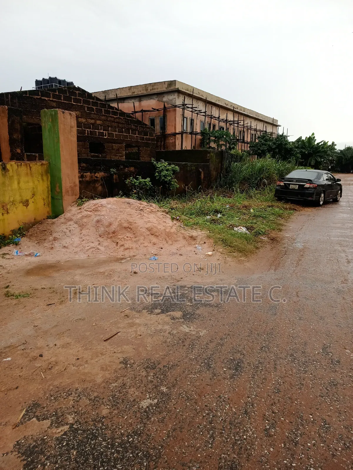 Land Along Nova Tarred Road,Ugbowor for 30m Naira Slightly Negotiabl in Benin City