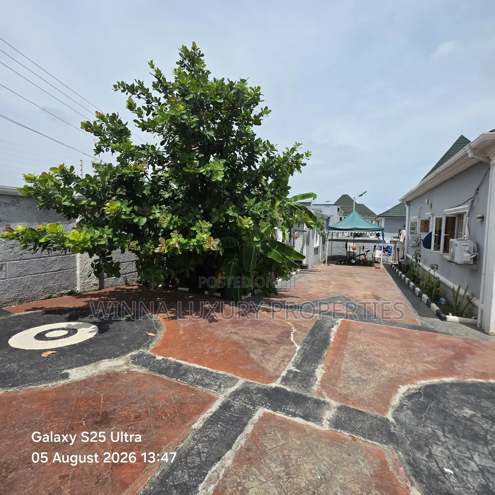 4bdrm Penthouse in Leisure Court, Lugbe District for sale in Lugbe District