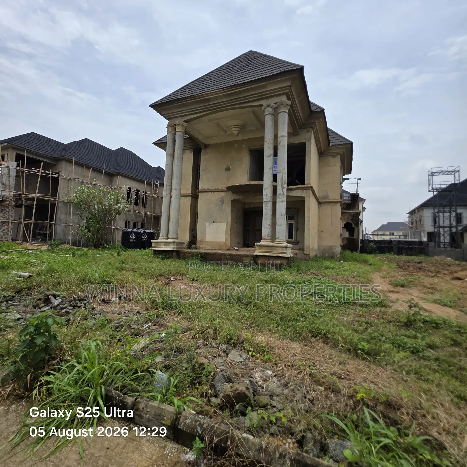 7bdrm Duplex in River Park Estate, Lugbe District for sale in Lugbe District