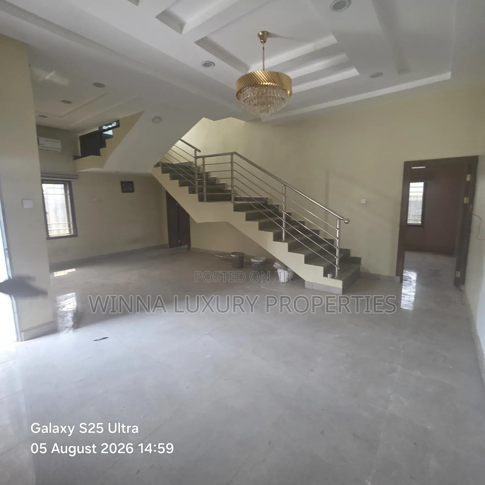 3bdrm Duplex in Crown Vista Estate, Lugbe District for rent in Lugbe District