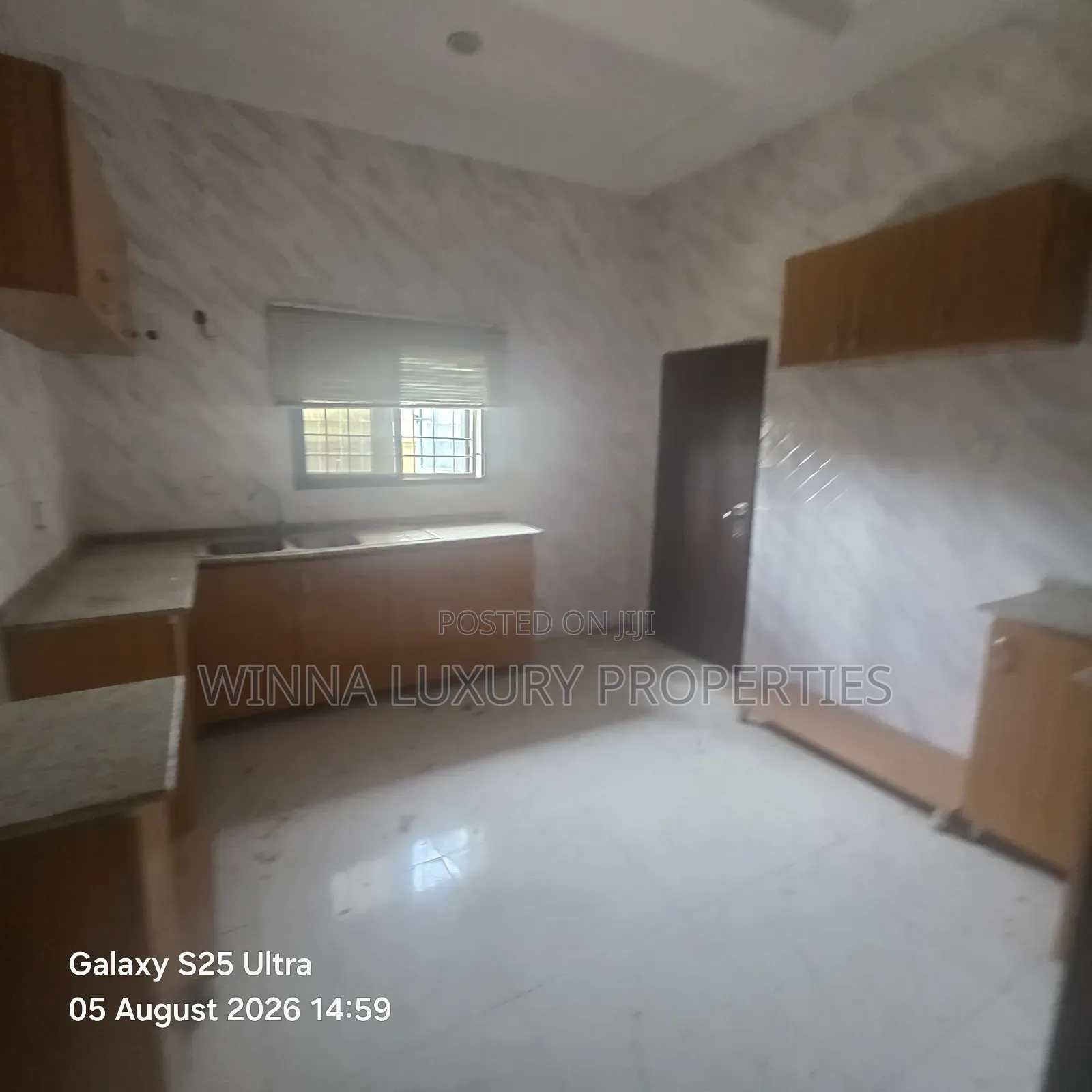 3bdrm Duplex in Crown Vista Estate, Lugbe District for rent in Lugbe District