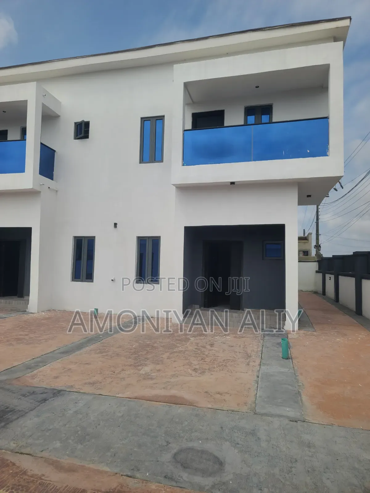4bdrm Duplex in Atlantic Layout, Off Lekki-Epe Expressway for sale in Off Lekki-Epe Expressway