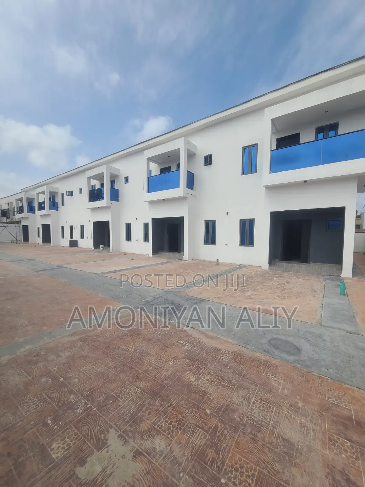 4bdrm Duplex in Atlantic Layout, Off Lekki-Epe Expressway for sale in Off Lekki-Epe Expressway