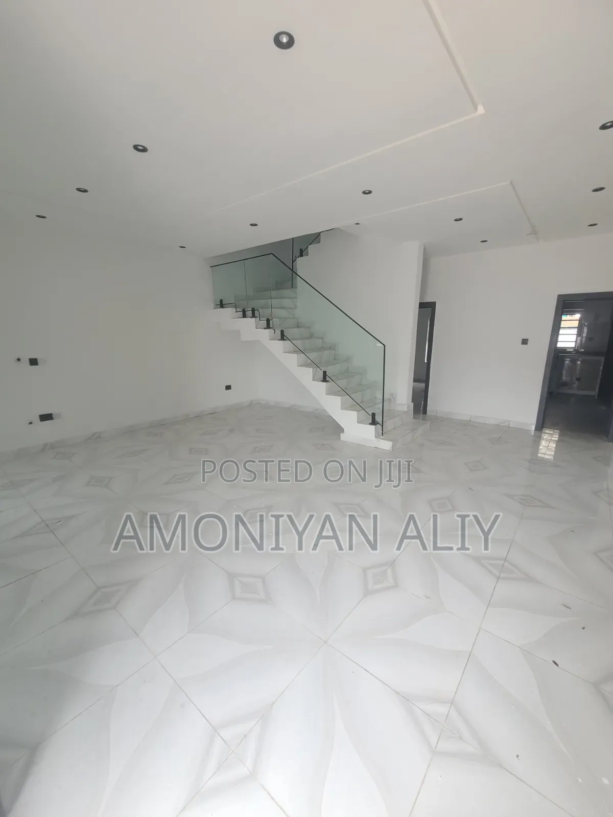 4bdrm Duplex in Atlantic Layout, Off Lekki-Epe Expressway for sale in Off Lekki-Epe Expressway