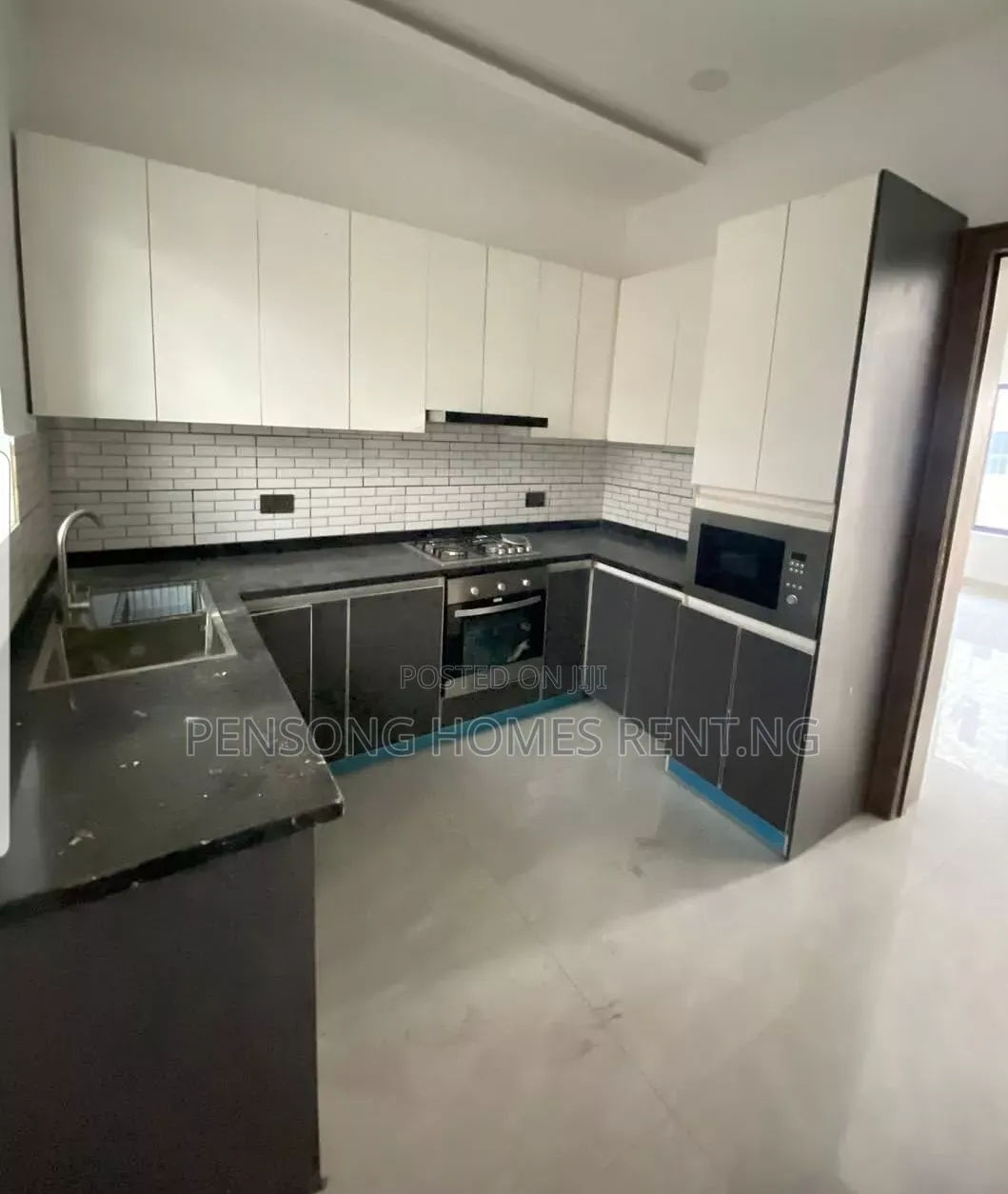 4bdrm Duplex in Off Freedom Way, Lekki Phase 1 for rent in Lekki Phase 1