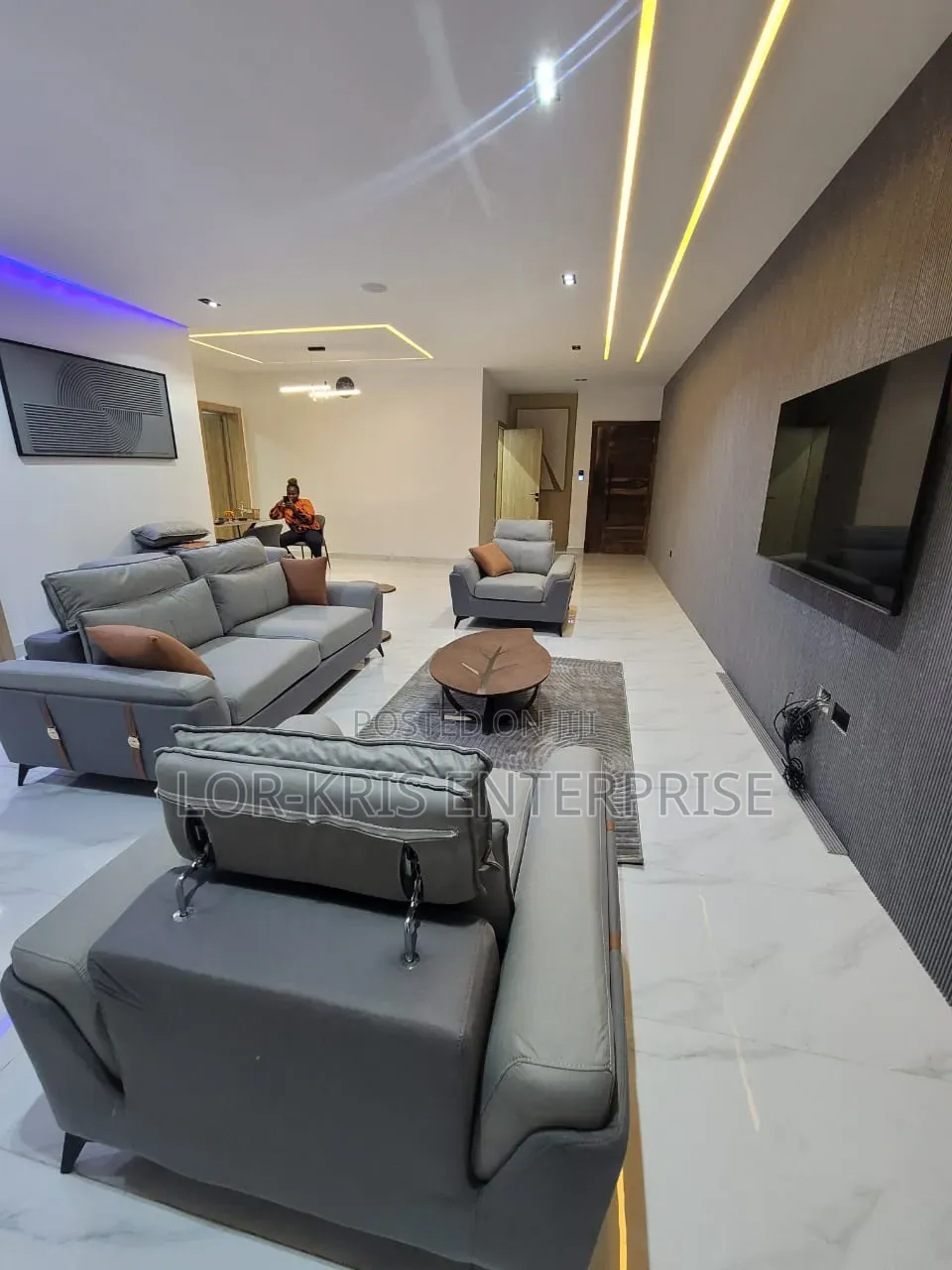 Monthly Shortlet Apartment in Lekki Phase 1