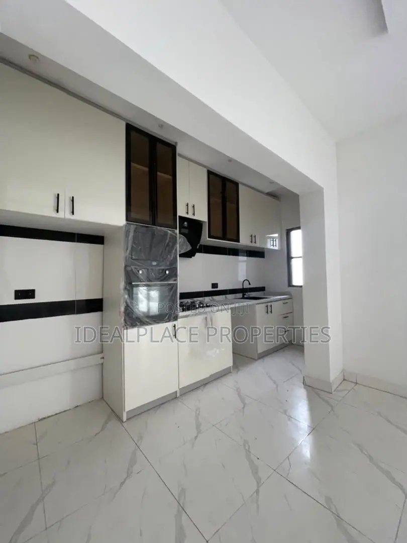 2bdrm Apartment in Ikate for sale in Ikate