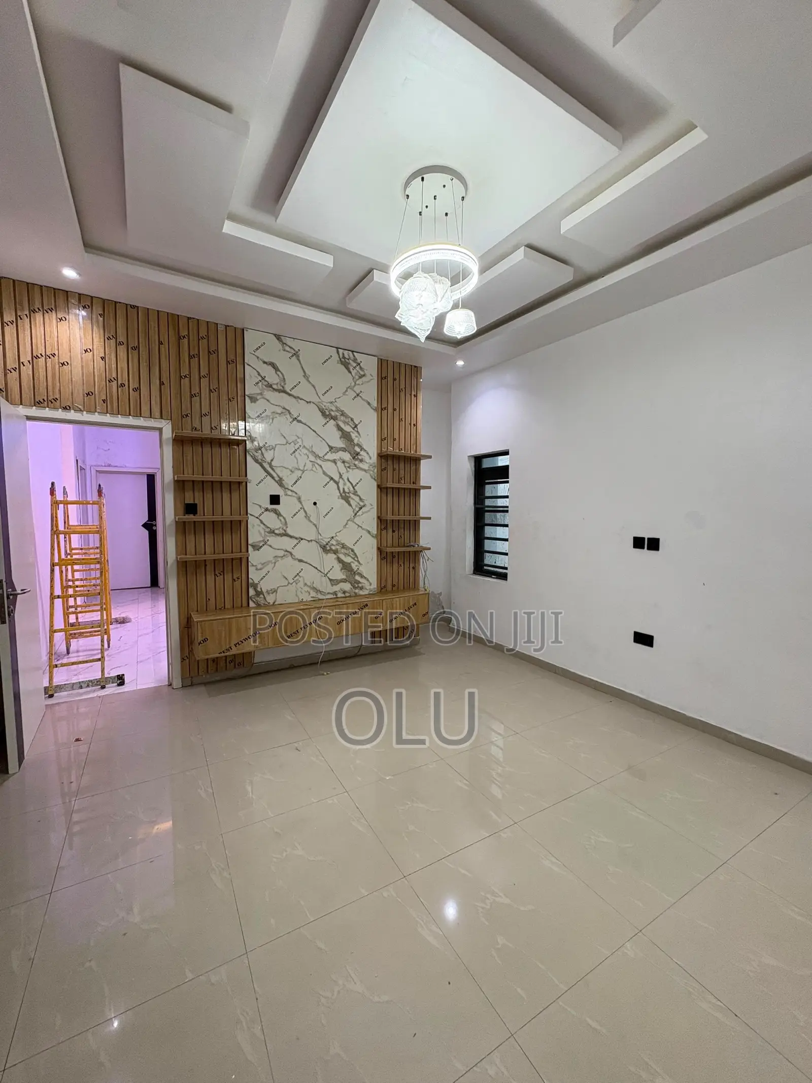Furnished 3bdrm Block of Flats in Sterling Heights, Kosofe / Kosofe in Kosofe / Kosofe