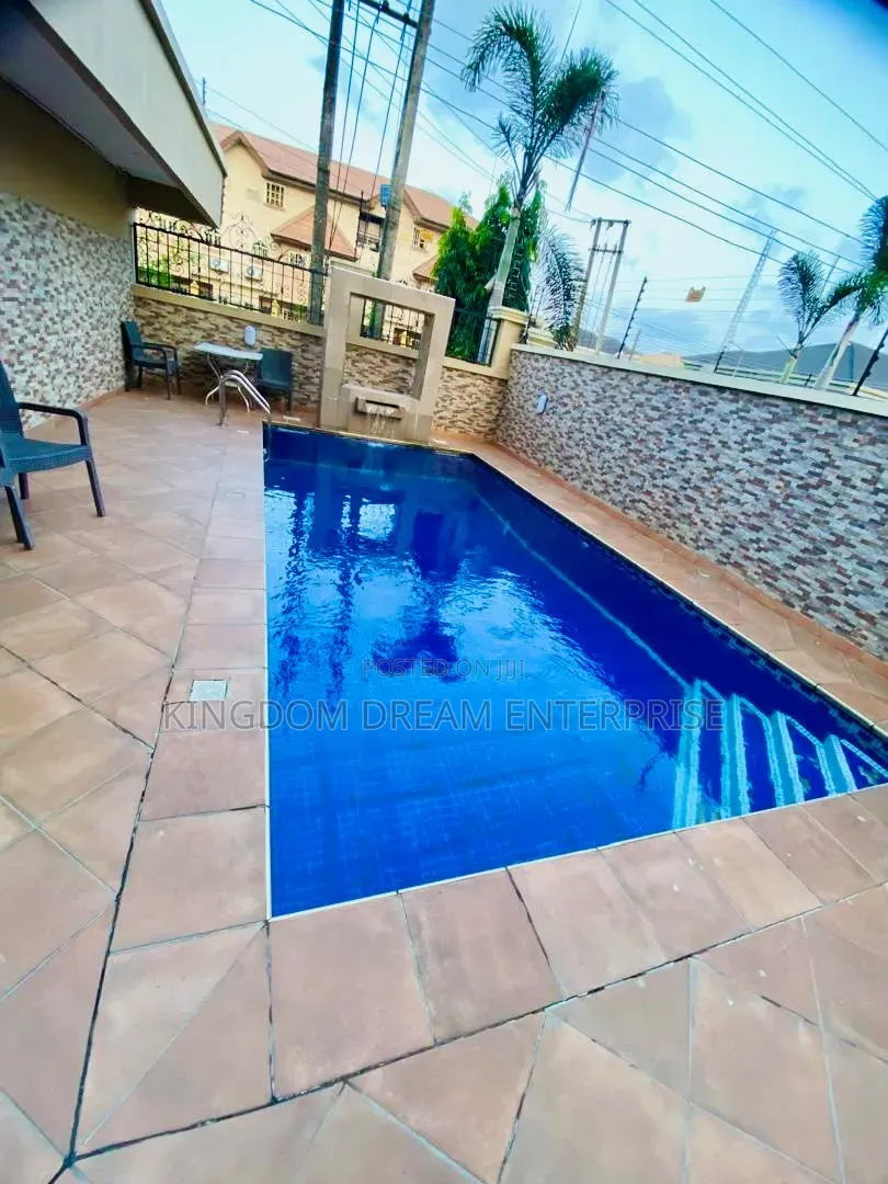 3bdrm Penthouse in Lekki Phase 1 Lagos for rent in Lekki Phase 1