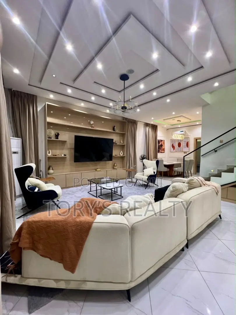Furnished 4bdrm Duplex in Agungi for sale in Agungi