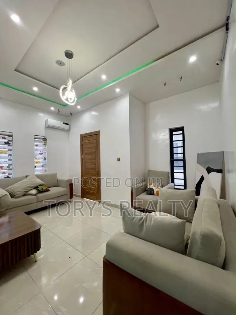 Furnished 4bdrm Duplex in Agungi for sale in Agungi