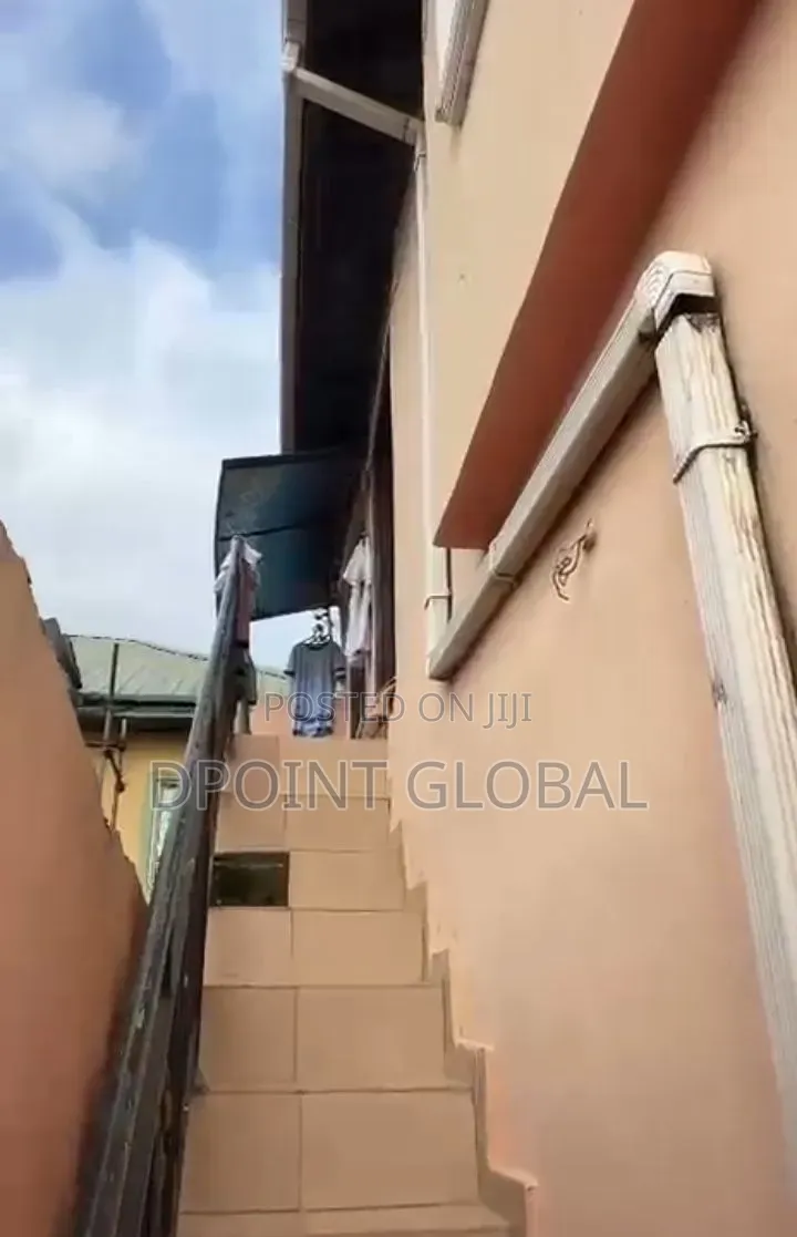 6bdrm Duplex in Progress Estate, Baruwa for sale in Baruwa