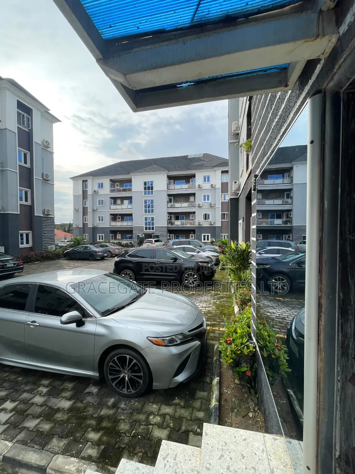 3bdrm Block of Flats in Wuye By Zartech for rent in Wuye