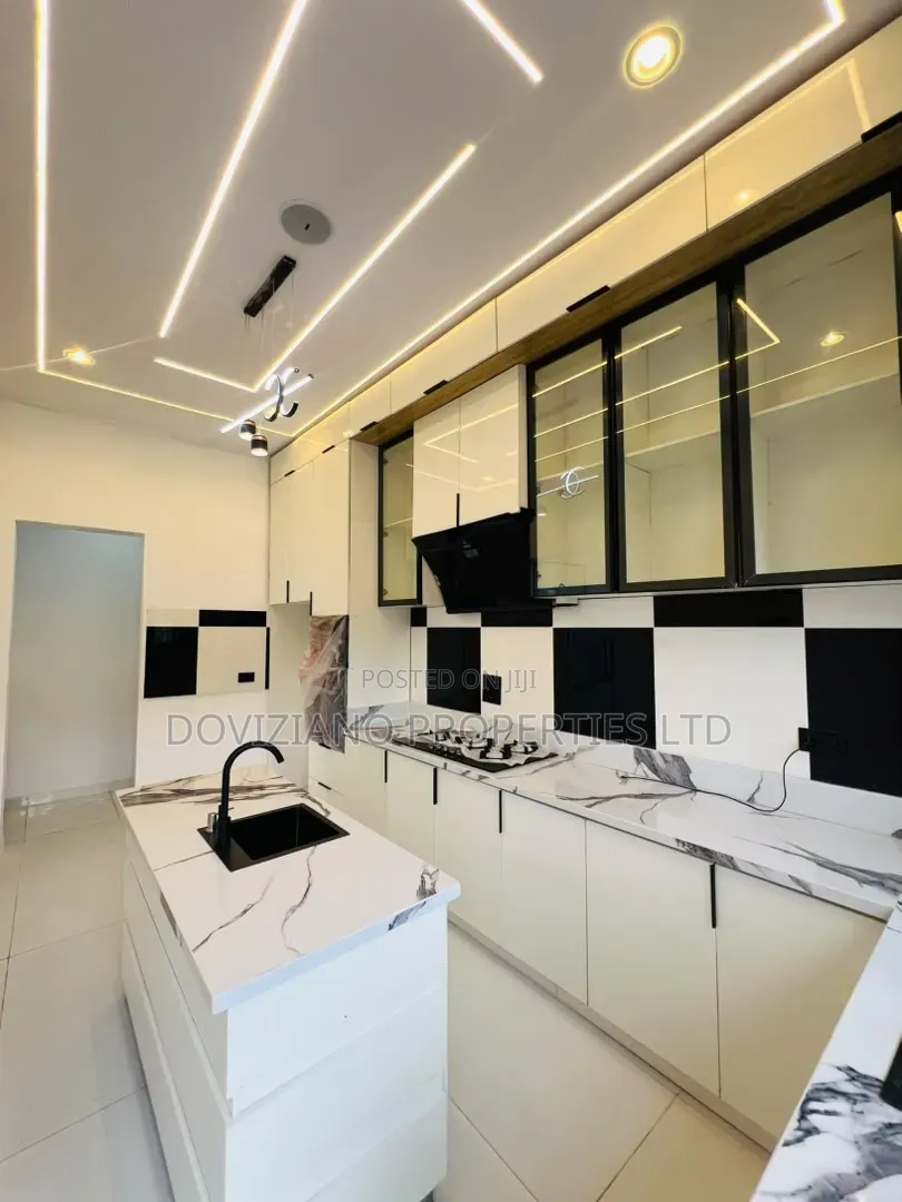 4bdrm Duplex in Abraham Adesanya Estate for sale in Abraham Adesanya Estate